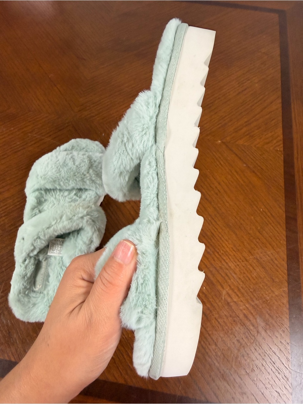 Koolaburra by UGG Faux Fur Slippers Women’s Size 10 - Picture 13 of 16